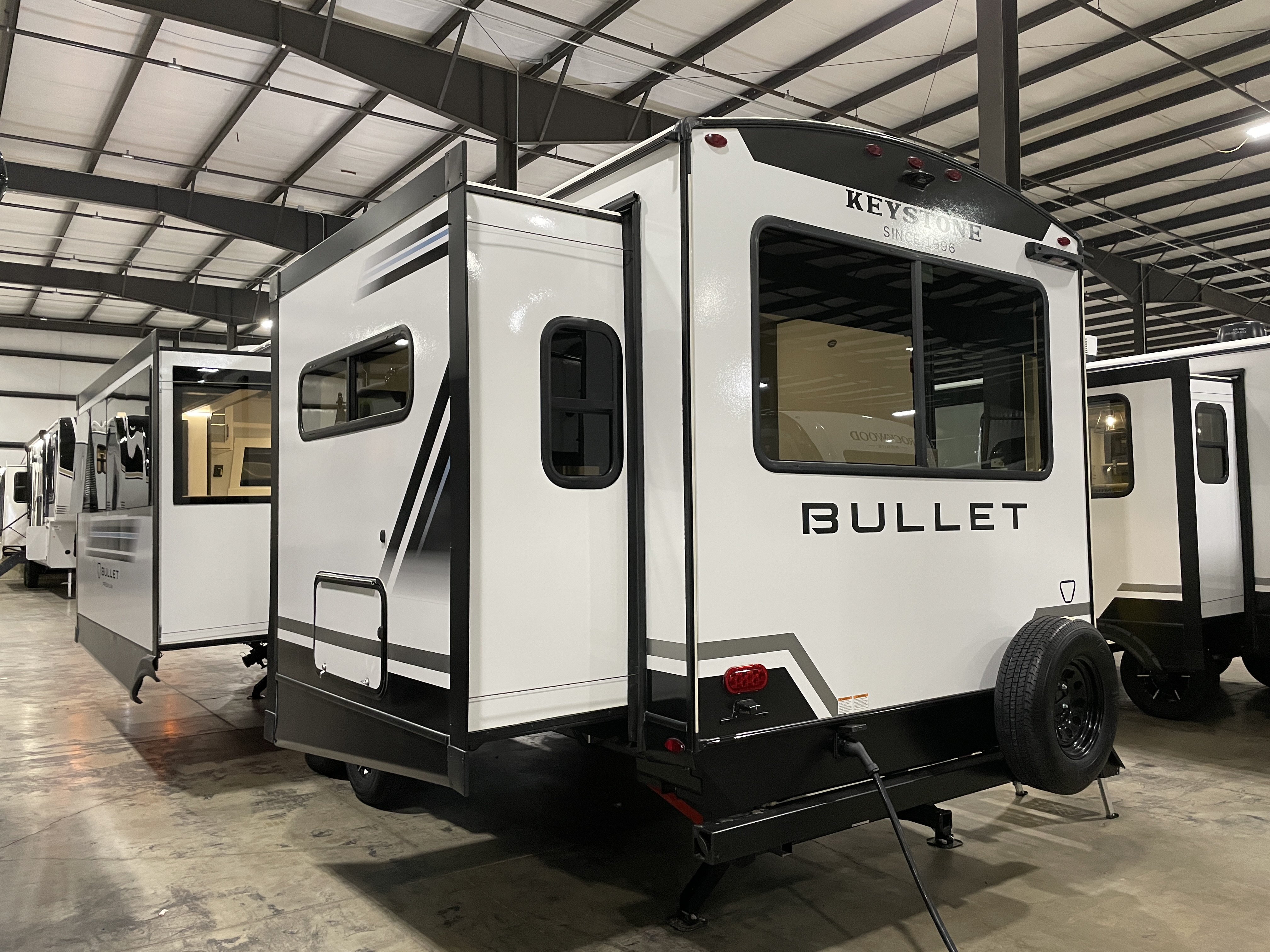 2026 Keystone Bullet Premium 265FKS - Image 3