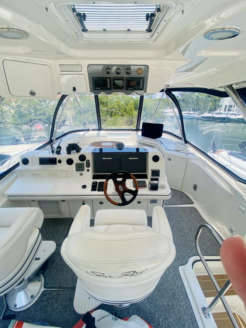 2006 Sea Ray 58 Sedan Bridge - Image 17