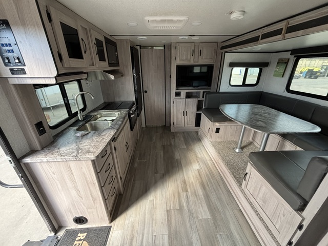 2022 Coachmen Northern Spirit XTR 2145RBX - Image 15