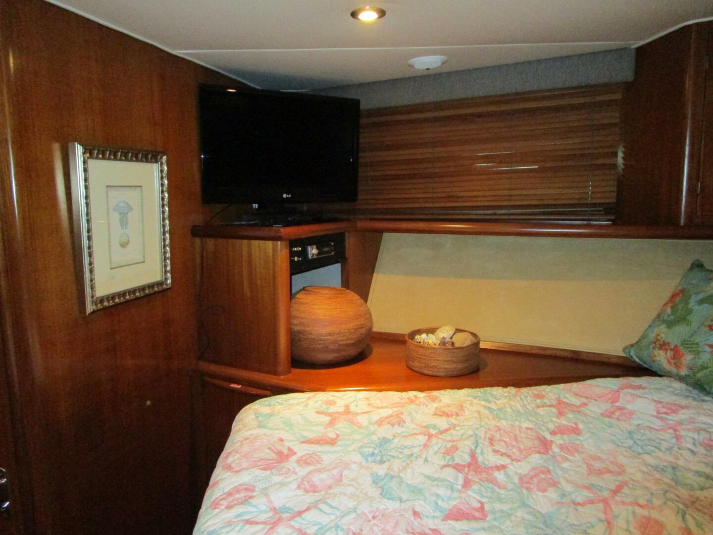 1990 Viking Cockpit Motor Yacht - Image 30
