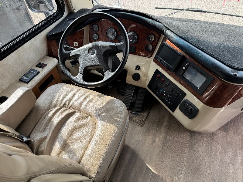 2016 Nexus Bentley 34B - Image 3