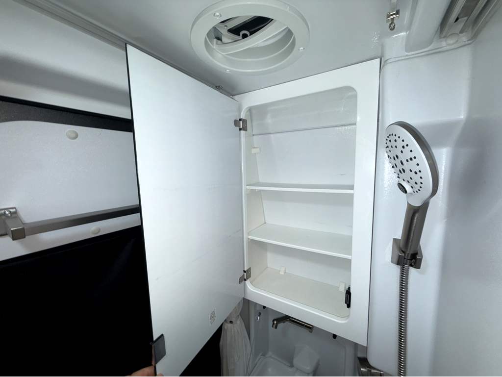 2025 ENTEGRA COACH ETHOS 20T - Image 18