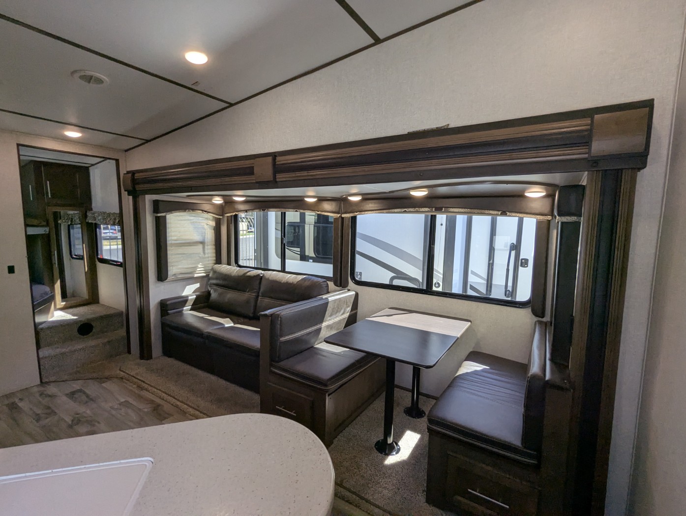 2019 Keystone Cougar Half-Ton West 29RDBWE - Image 22