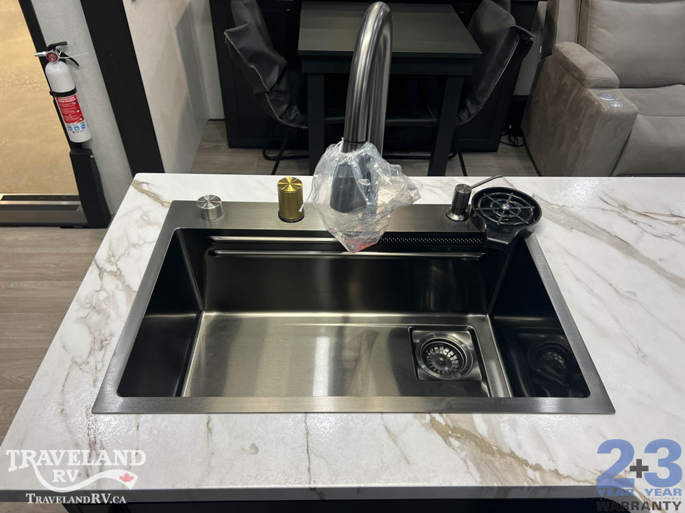2027 Jayco Seismic Fifth Wheel Toy Hauler 395 - Image 14