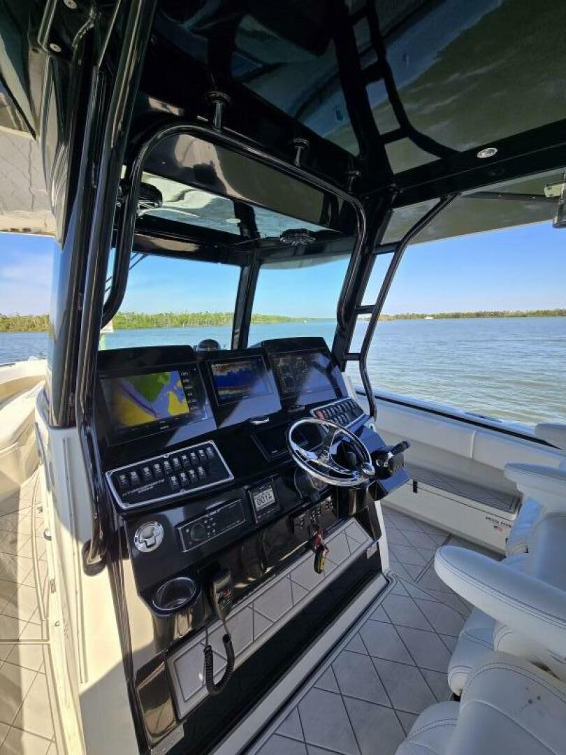 2018 HCB 42 Siesta - Image 31
