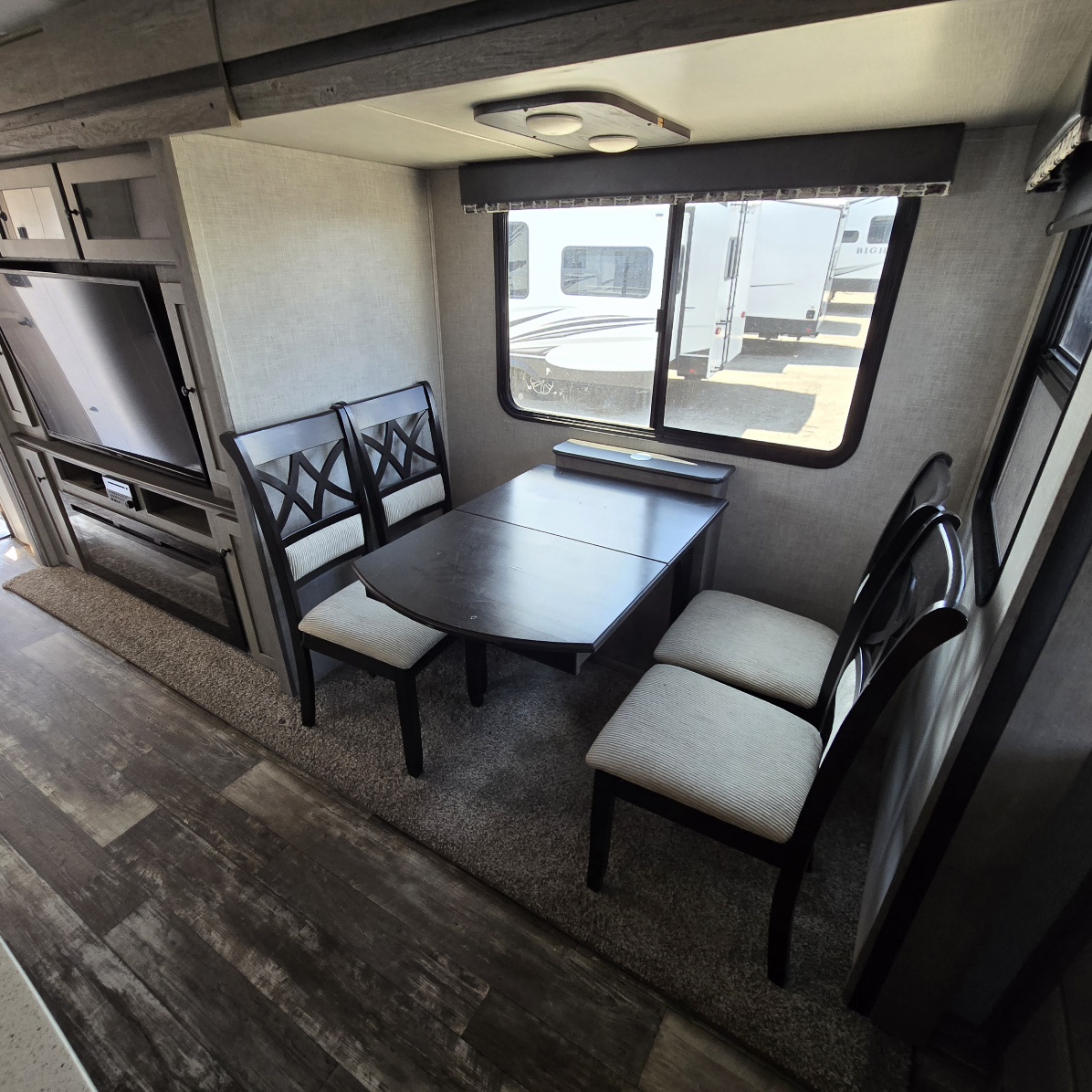 2019 Keystone Outback 300ML - Image 15