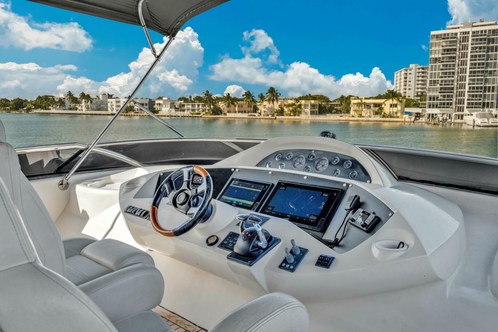 2003 Sunseeker 94 Motor Yacht - Image 9