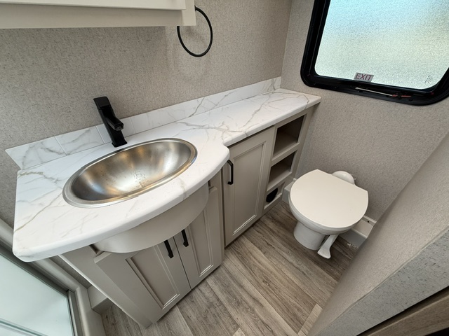 2027 Thor Motor Coach Inception 38DX - Image 20