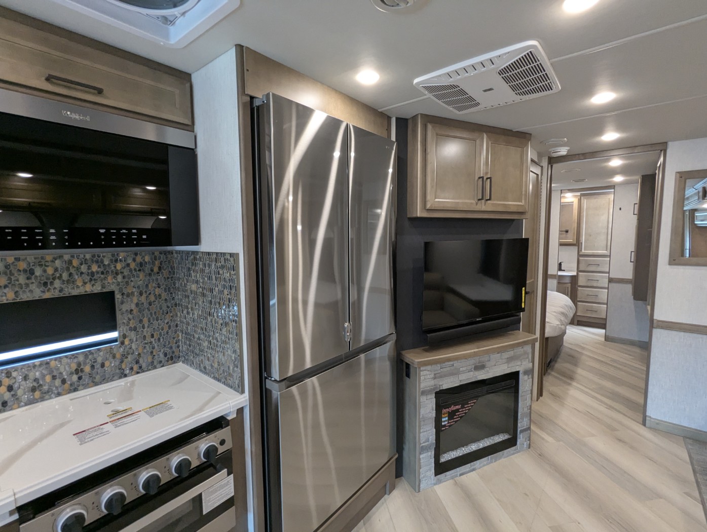 2026 Fleetwood Bounder 35K - Image 18
