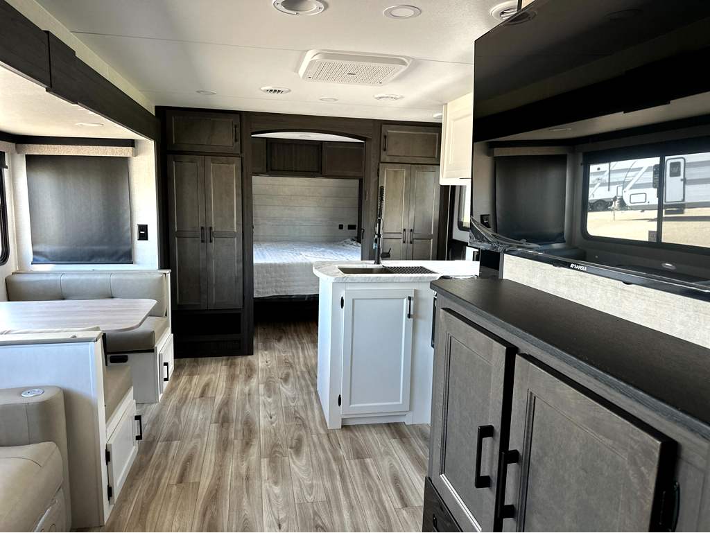 2027 VENTURE RV STRATUS 291VQB - Image 12