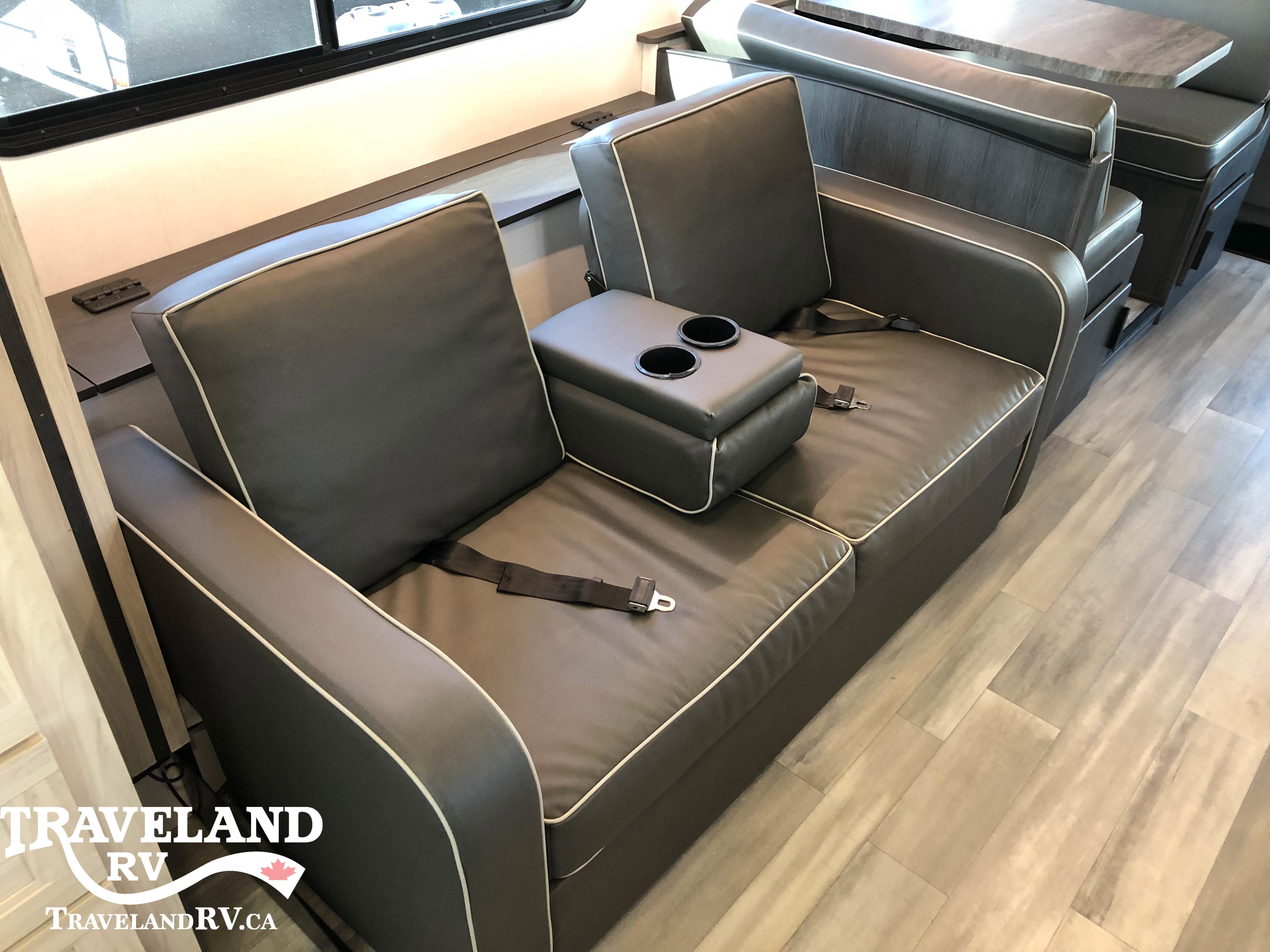 2024 Forest River SUNSEEKER 2550LE - Image 10