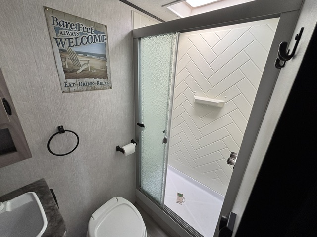 2022 Coachmen Northern Spirit XTR 2145RBX - Image 20