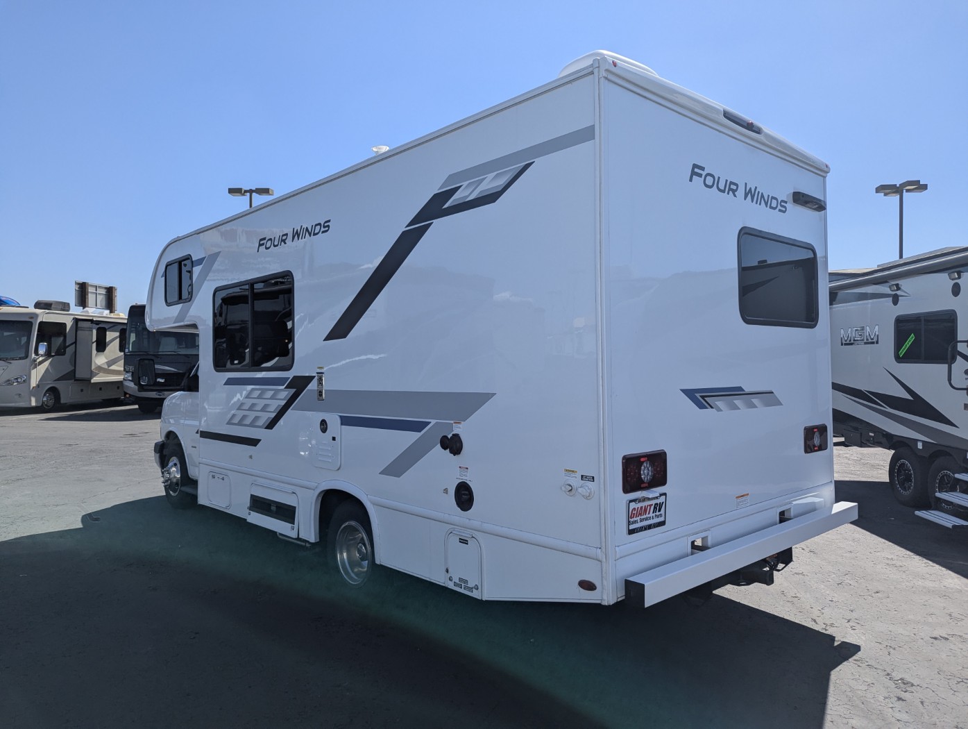 2027 Thor Motor Coach Four Winds 21Z - Image 4