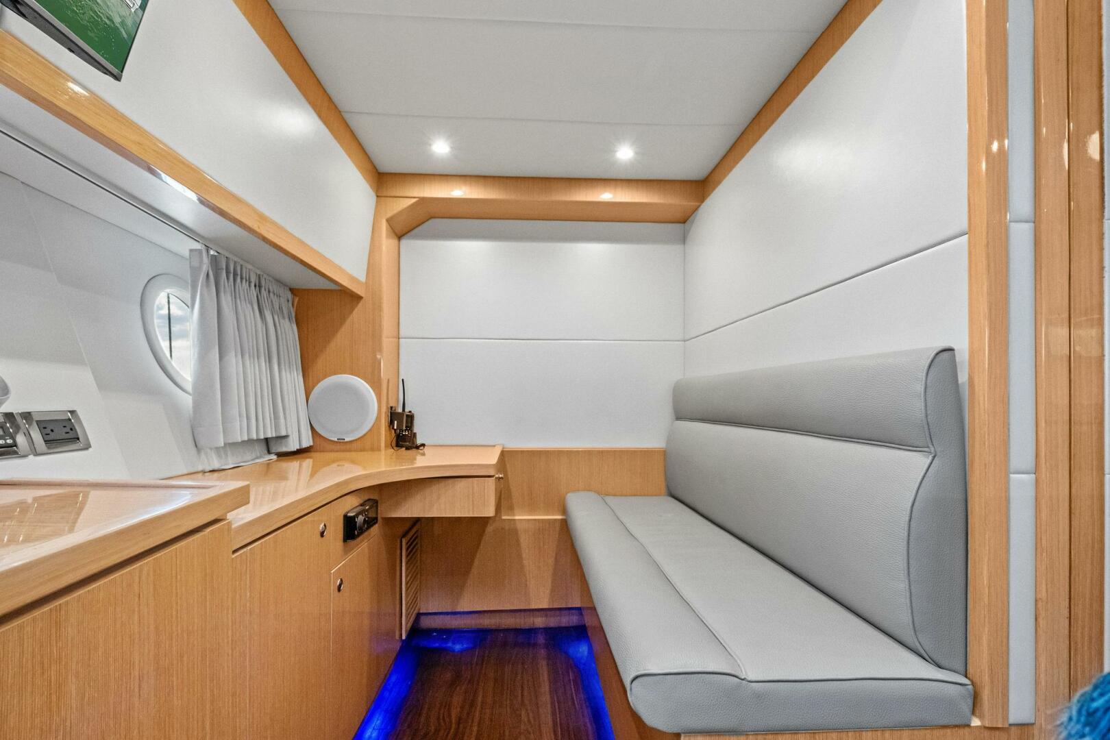 2018 Mares 47 Outboard Express Catamaran - Image 36