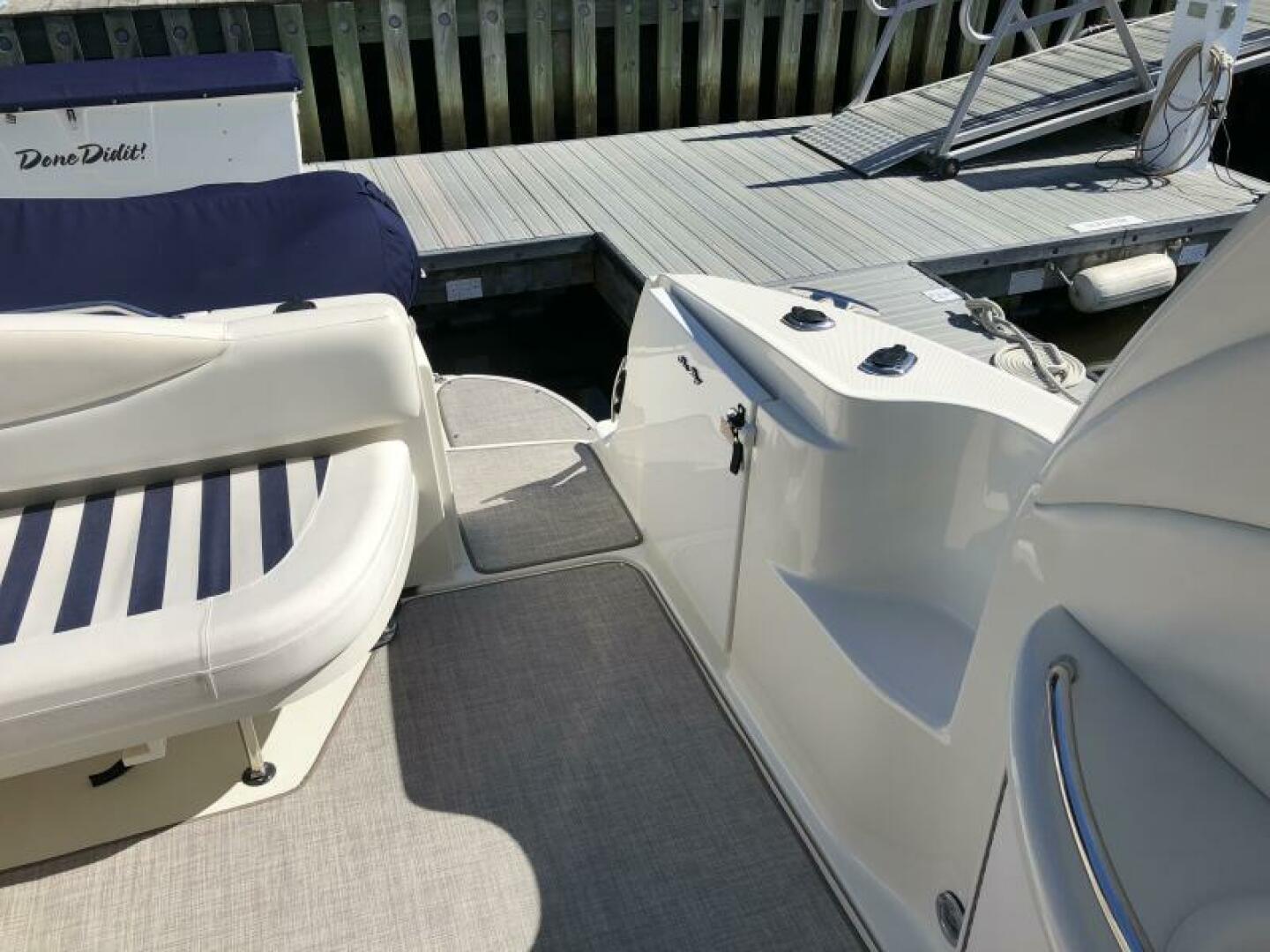 2002 Sea Ray 360 Sundancer - Image 18
