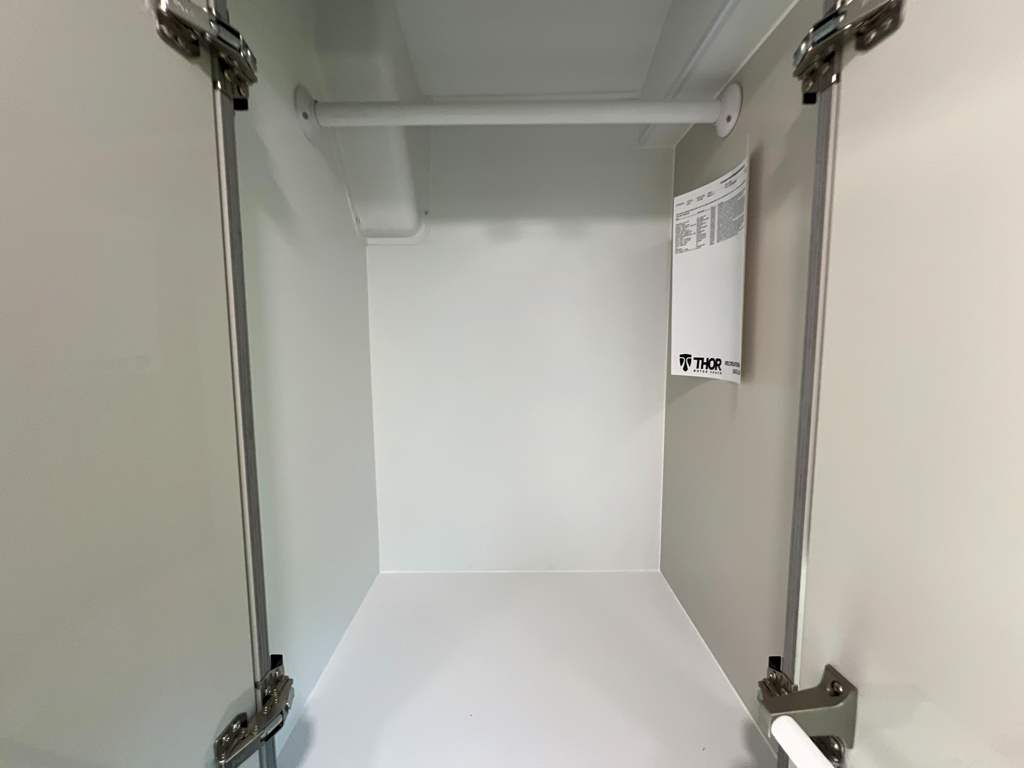 2027 THOR MOTOR COACH SEQUENCE 20L - Image 19