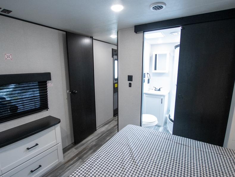 2026 Jayco Jay Flight SLX 334RTS - Image 21
