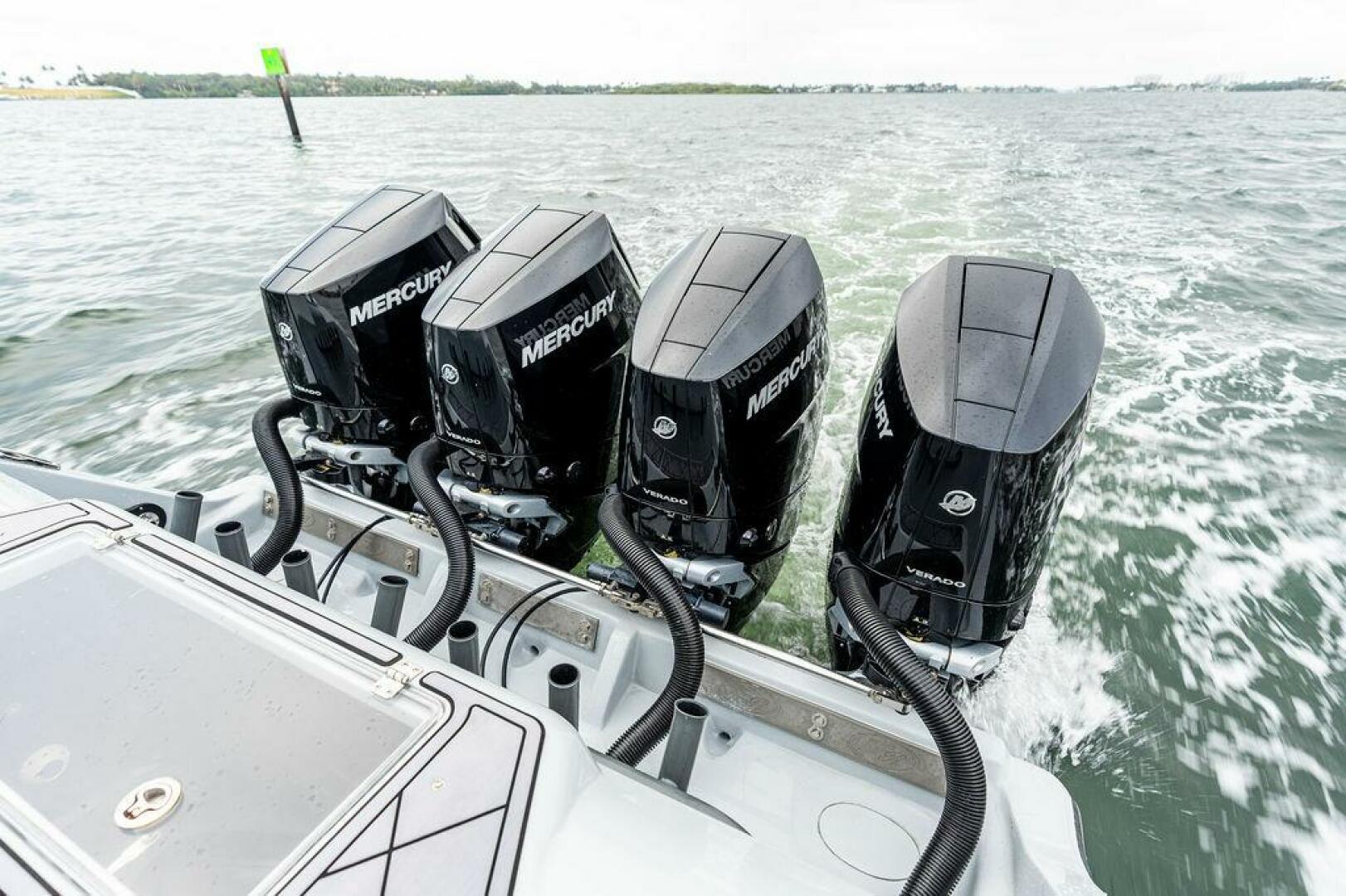 2020 Front Runner 39 CC - Image 10