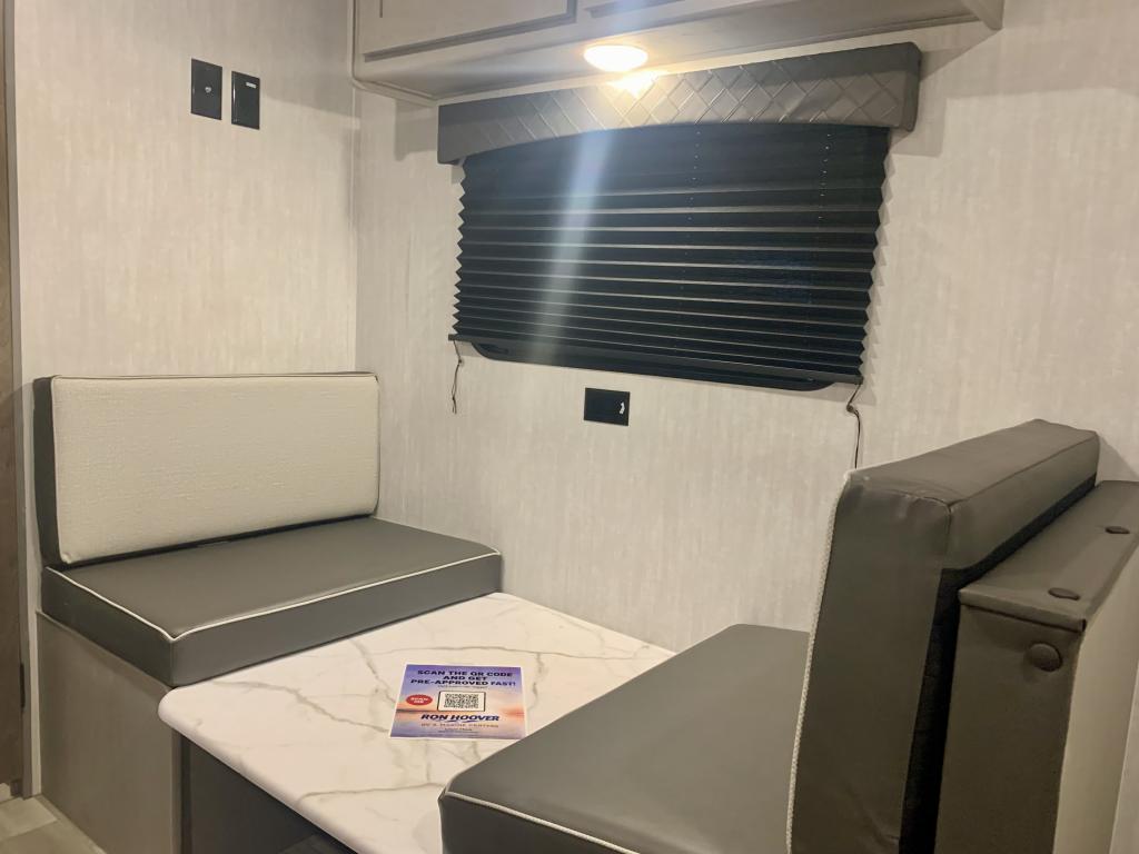 2025 COACHMEN 17FQ - Image 19