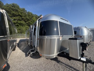2026 AIRSTREAM INTERNATIONAL 30RBT - Image 1