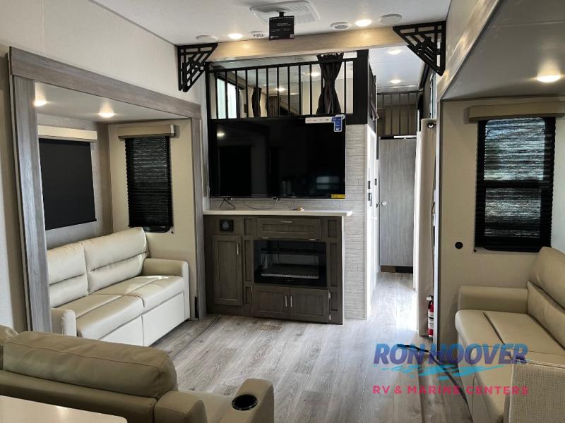 2026 COACHMEN CATALINA 44CONDO - Image 16