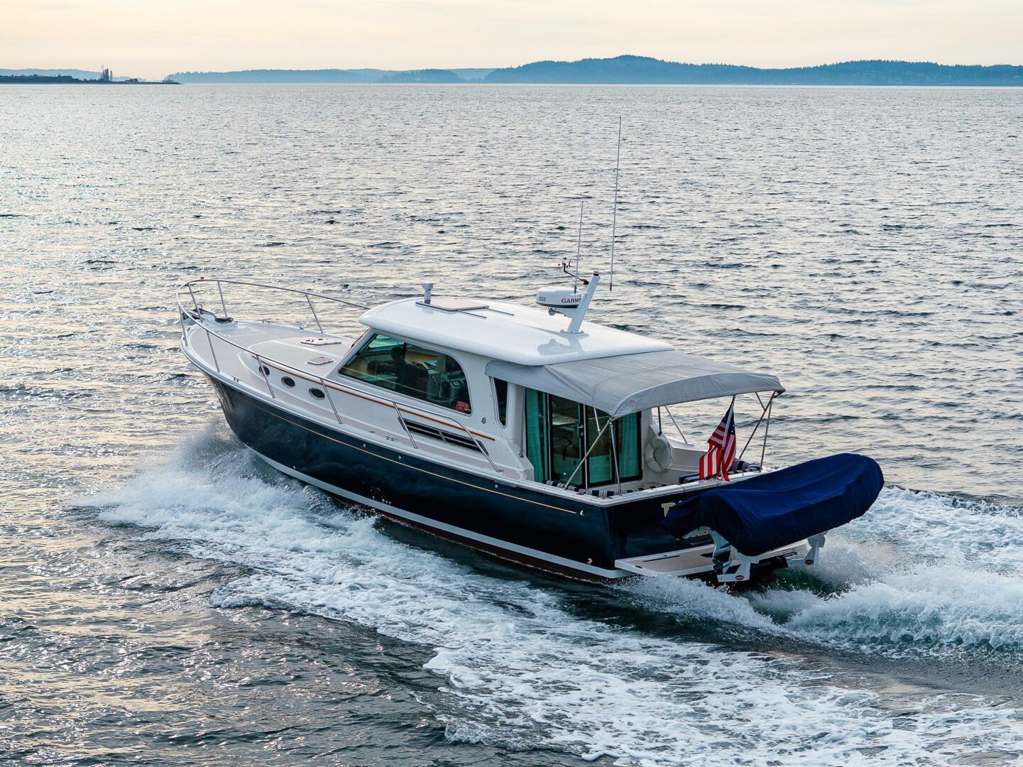 2010 Back Cove 37 - Image 11