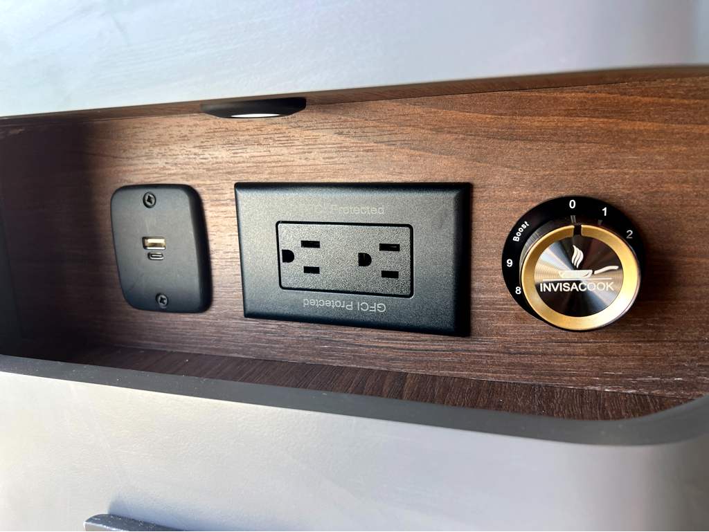 2027 GRAND DESIGN LINEAGE SERIESVP LVP2 - Image 13