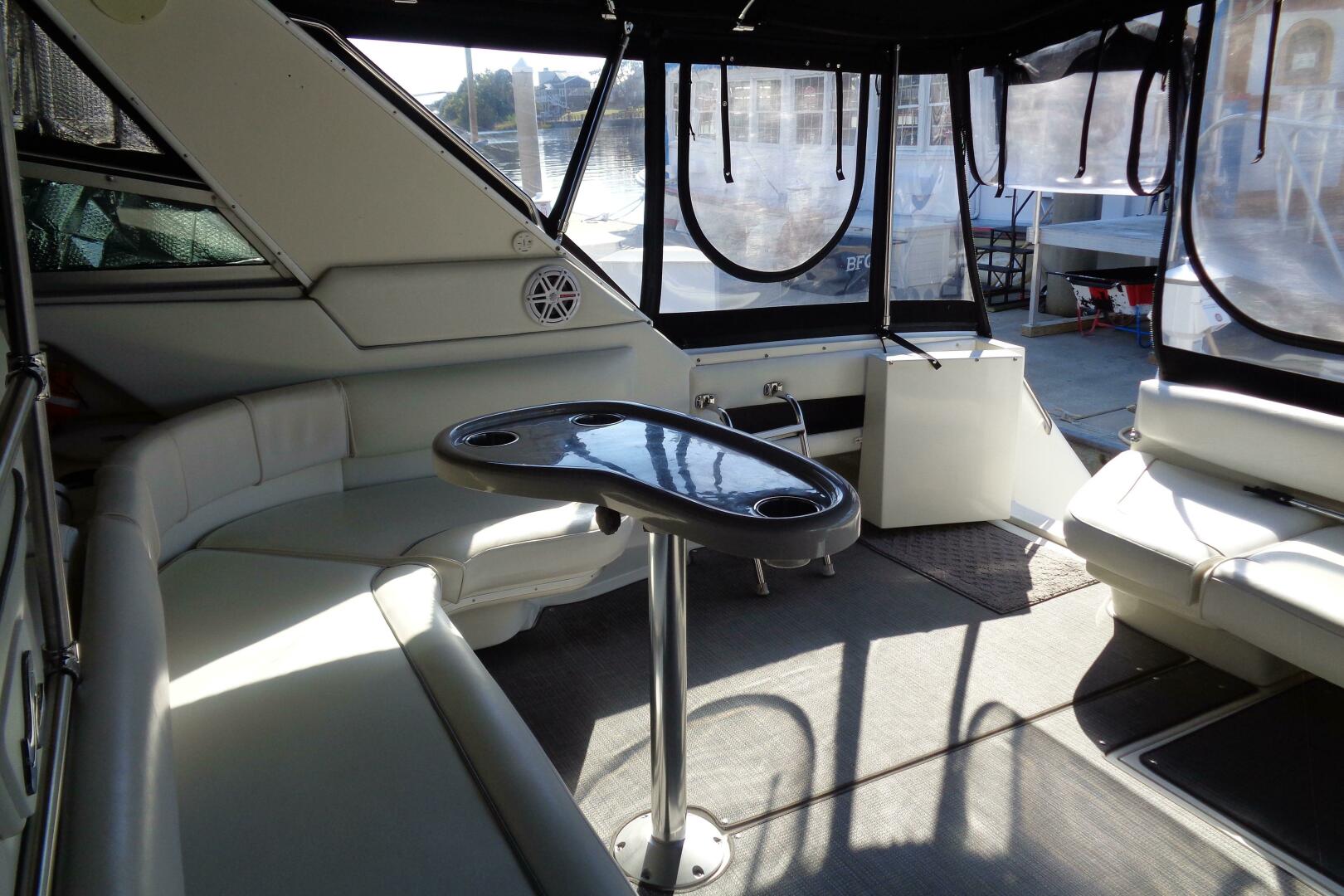 1991 Sea Ray 480 Sundancer - Image 21