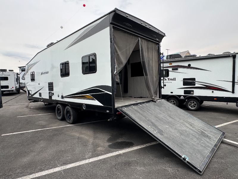 2022 Genesis Supreme Wanderer 26FSWL - Image 2