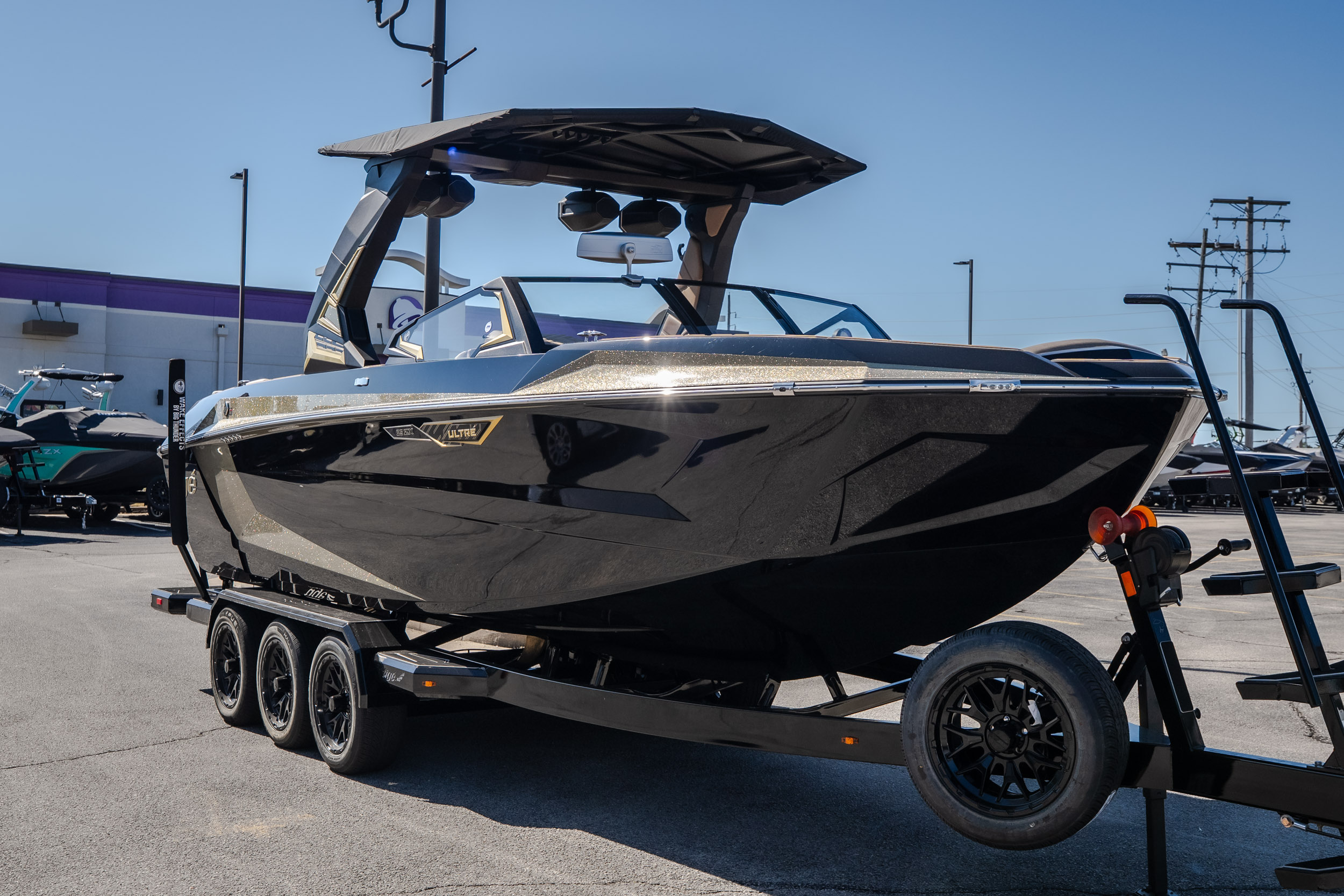 2027 Tigé Ultré 25ZX - Image 26