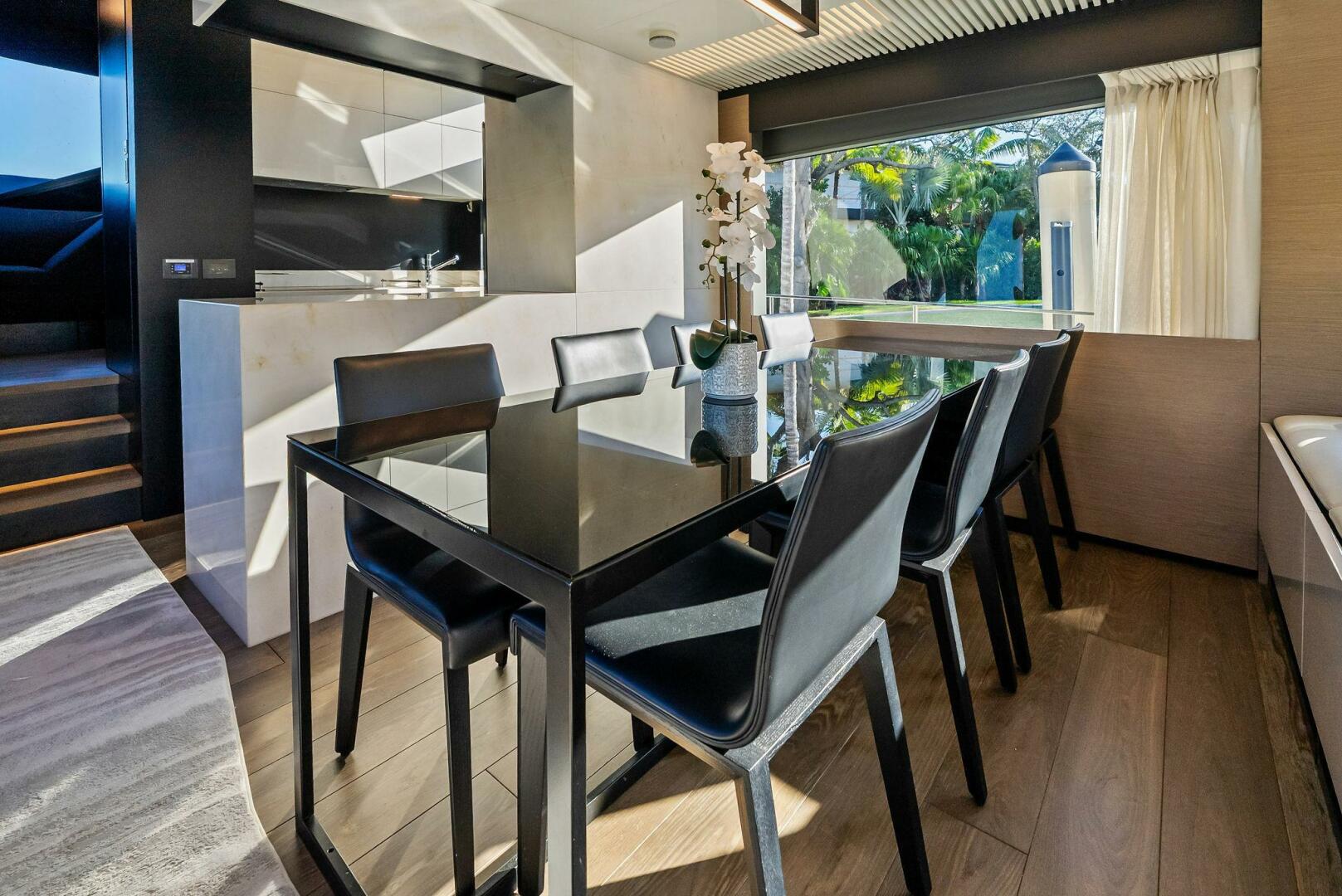 2019 Ferretti Yachts Ferretti Yachts Ferretti 780 Base - Image 31