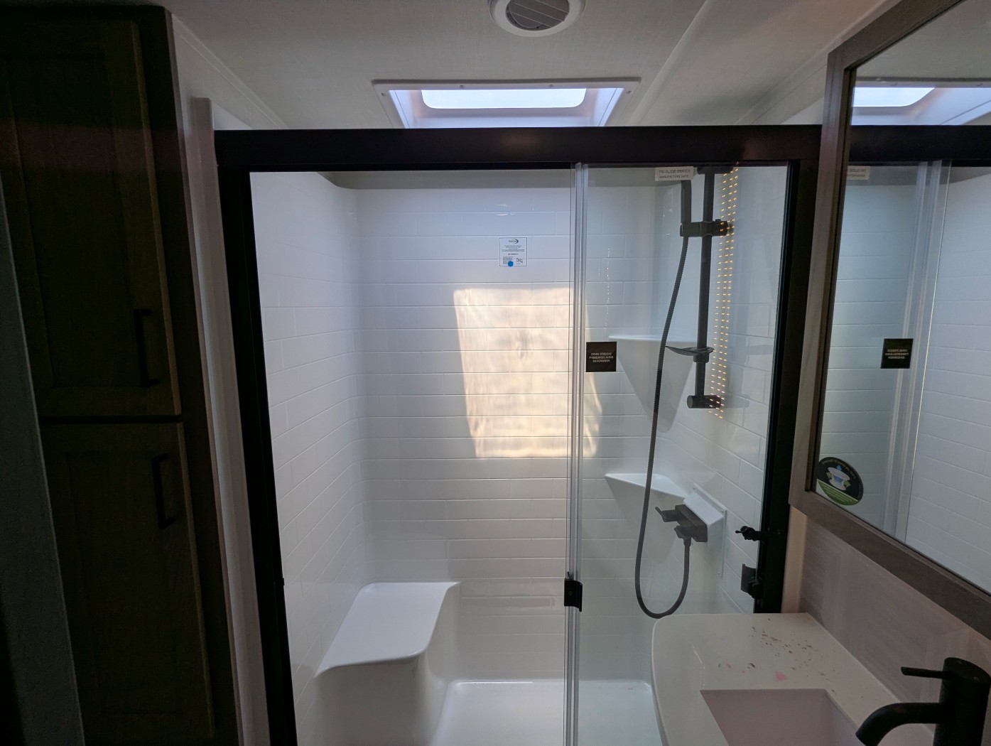 2026 Forest River Rockwood Signature R361RLS - Image 12