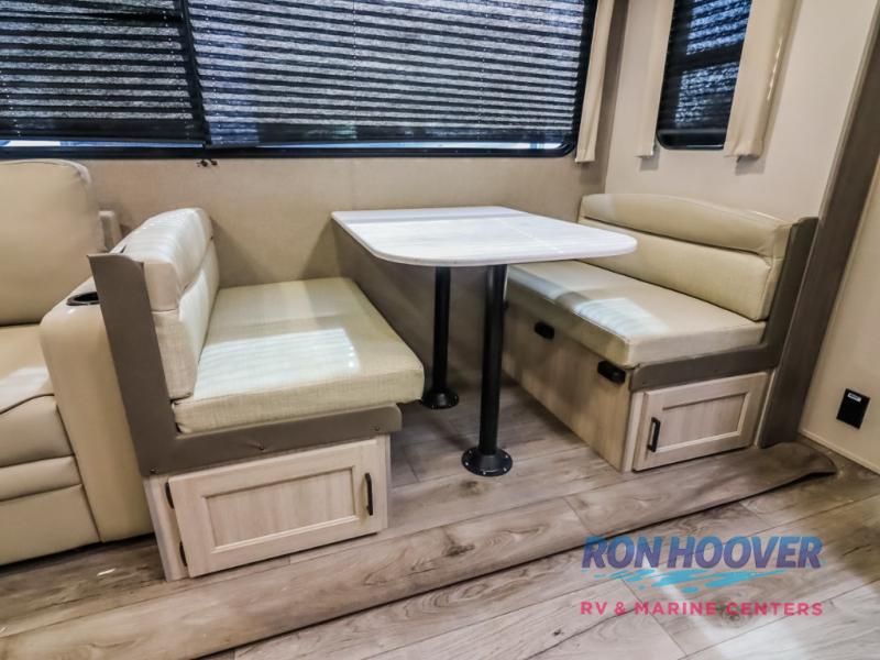 2026 COACHMEN 333DORM - Image 17