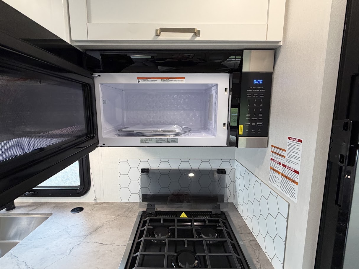2027 JAYCO REDHAWK 24B - Image 31