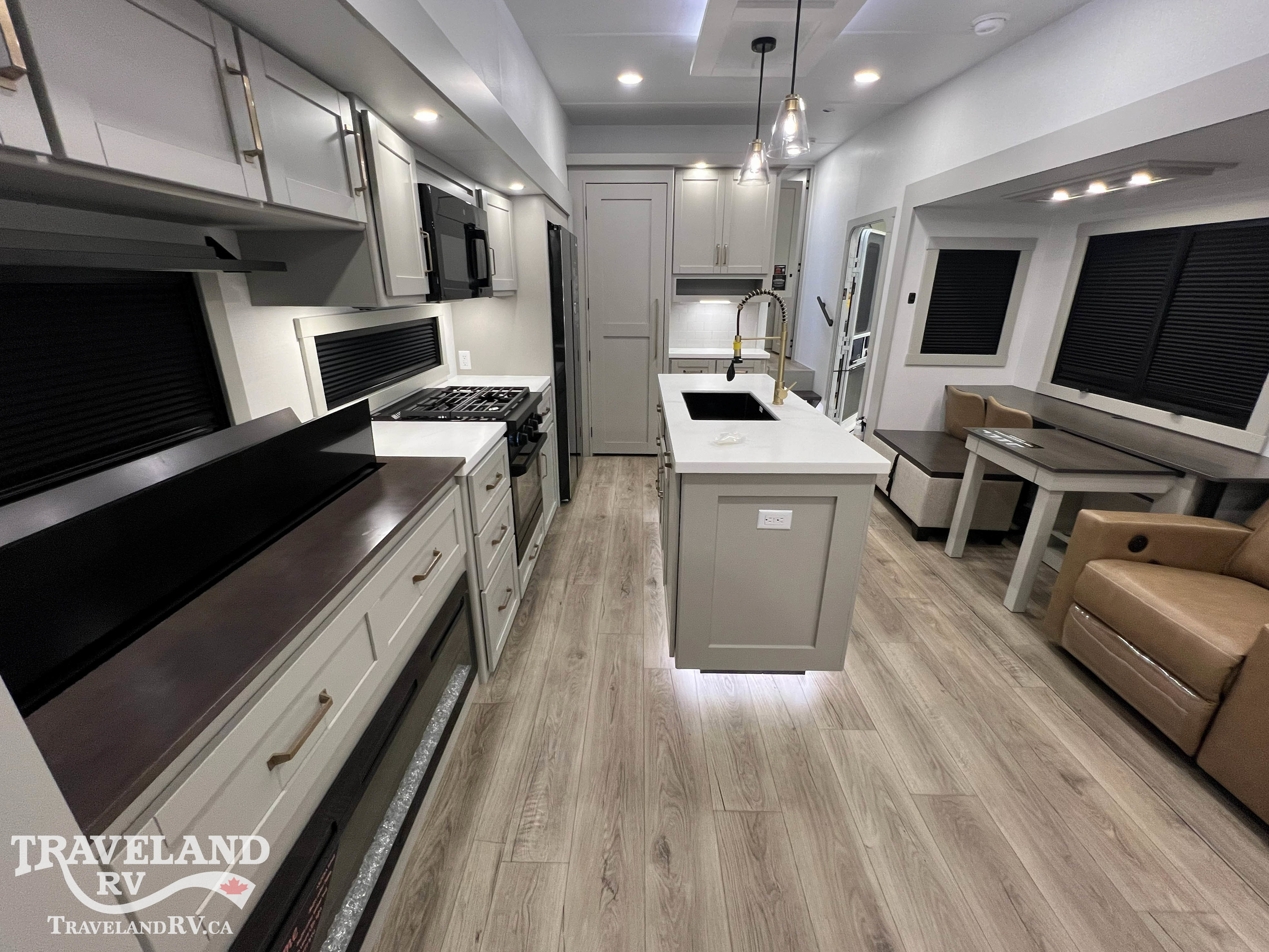 2026 Brinkley RV Model Z 3515 - Image 15