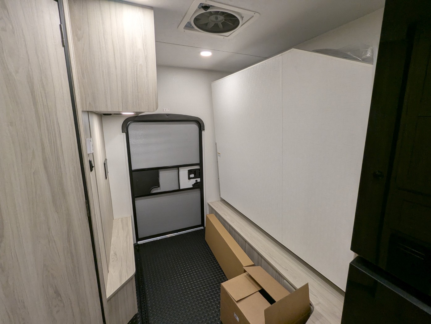 2027 Coachmen Cross Trail 22XG - Image 21