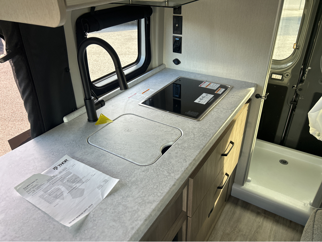 2026 THOR MOTOR COACH SCOPE 18MS - Image 9