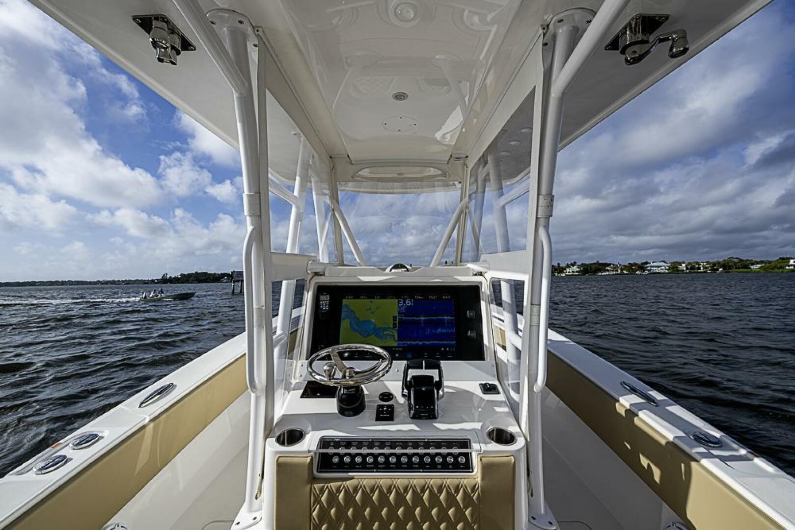 2023 Invincible 33 Open Fisherman Base - Image 12
