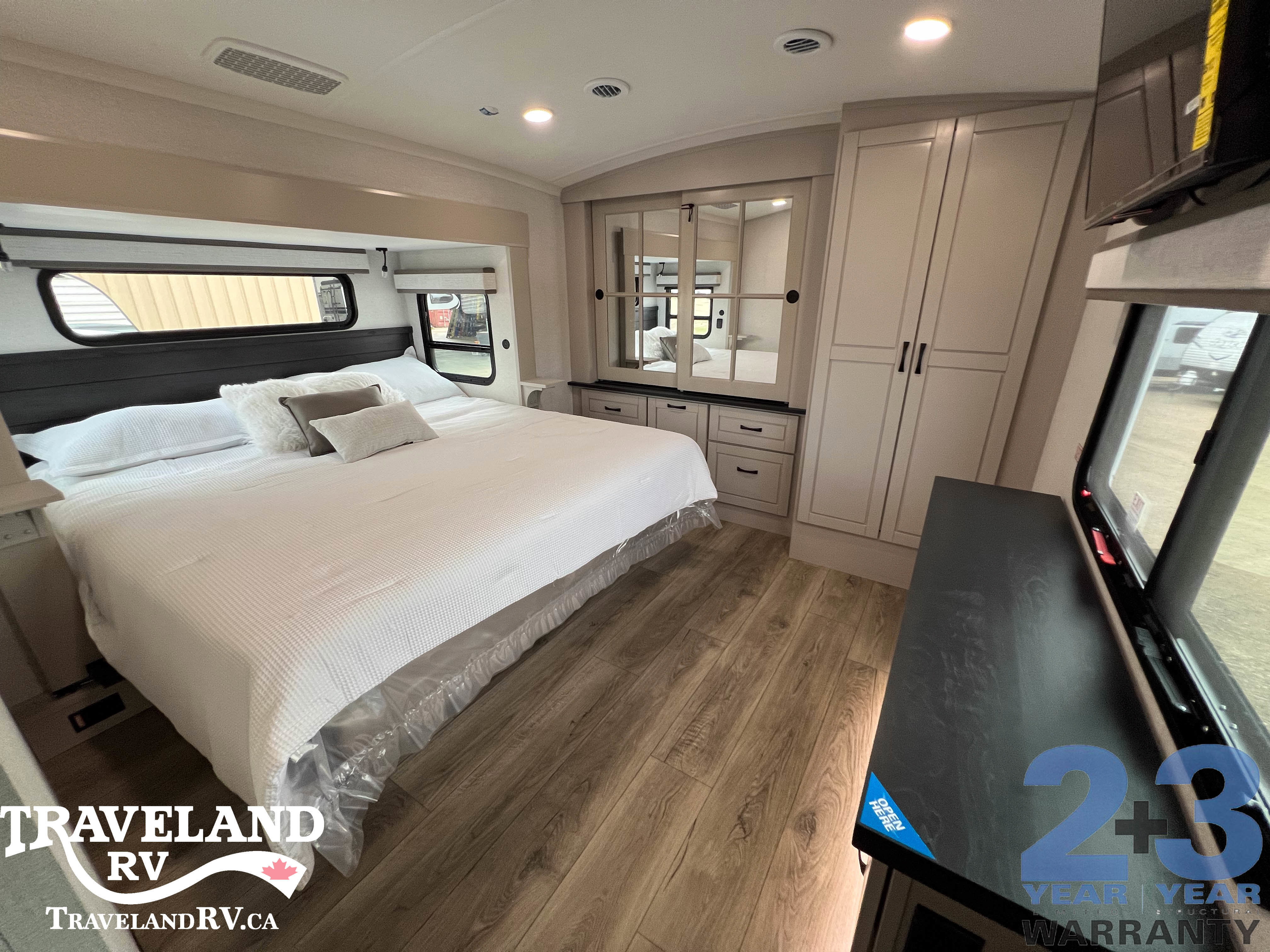 2026 Jayco North Point 377RLBH - Image 36