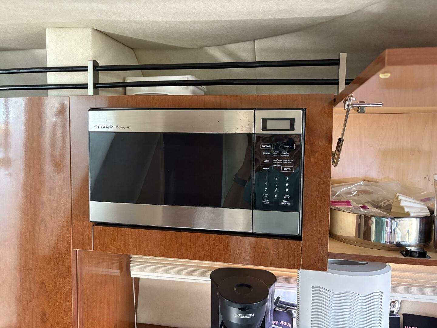 2012 Sea Ray 310 Sundancer - Image 30