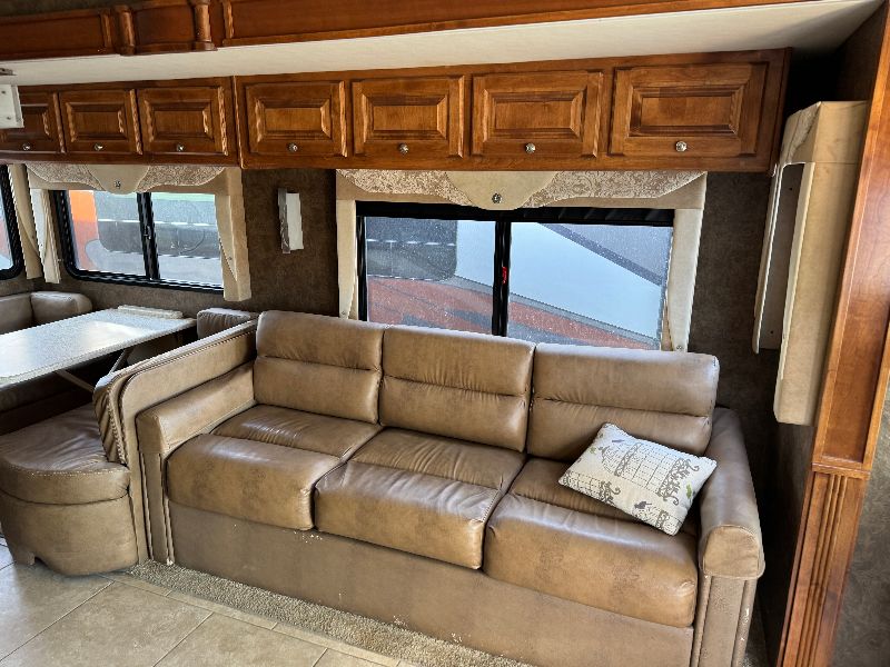 2015 Tiffin Allegro Red 38 QBA - Image 6