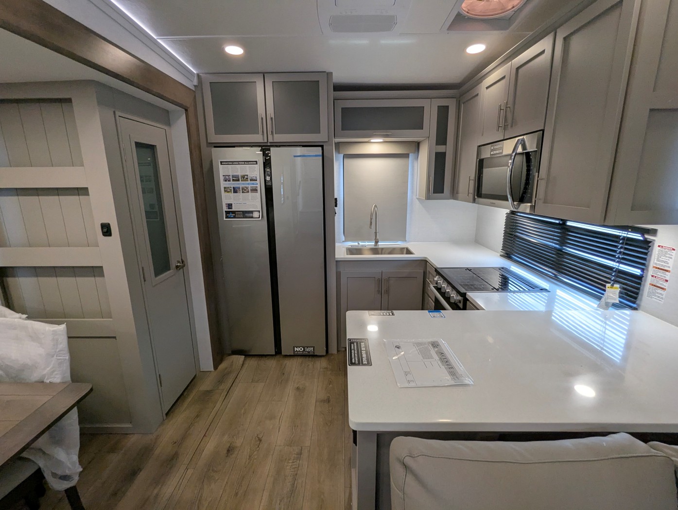 2026 Alliance RV Avenue 35RKS - Image 22