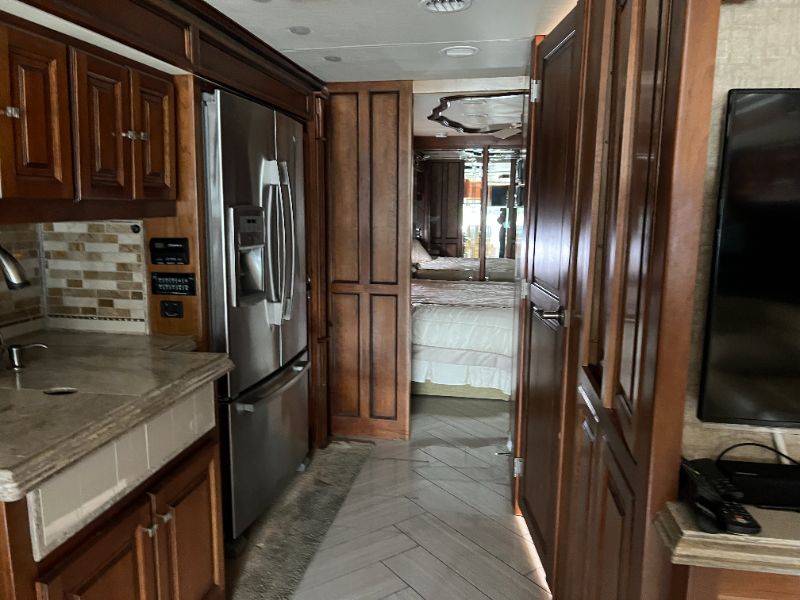 2014 Tiffin Allegro Bus 37 AP - Image 10