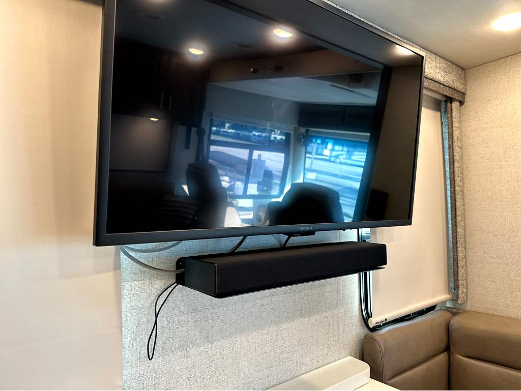 2023 THOR MOTOR COACH PALAZZO 37.6 - Image 24