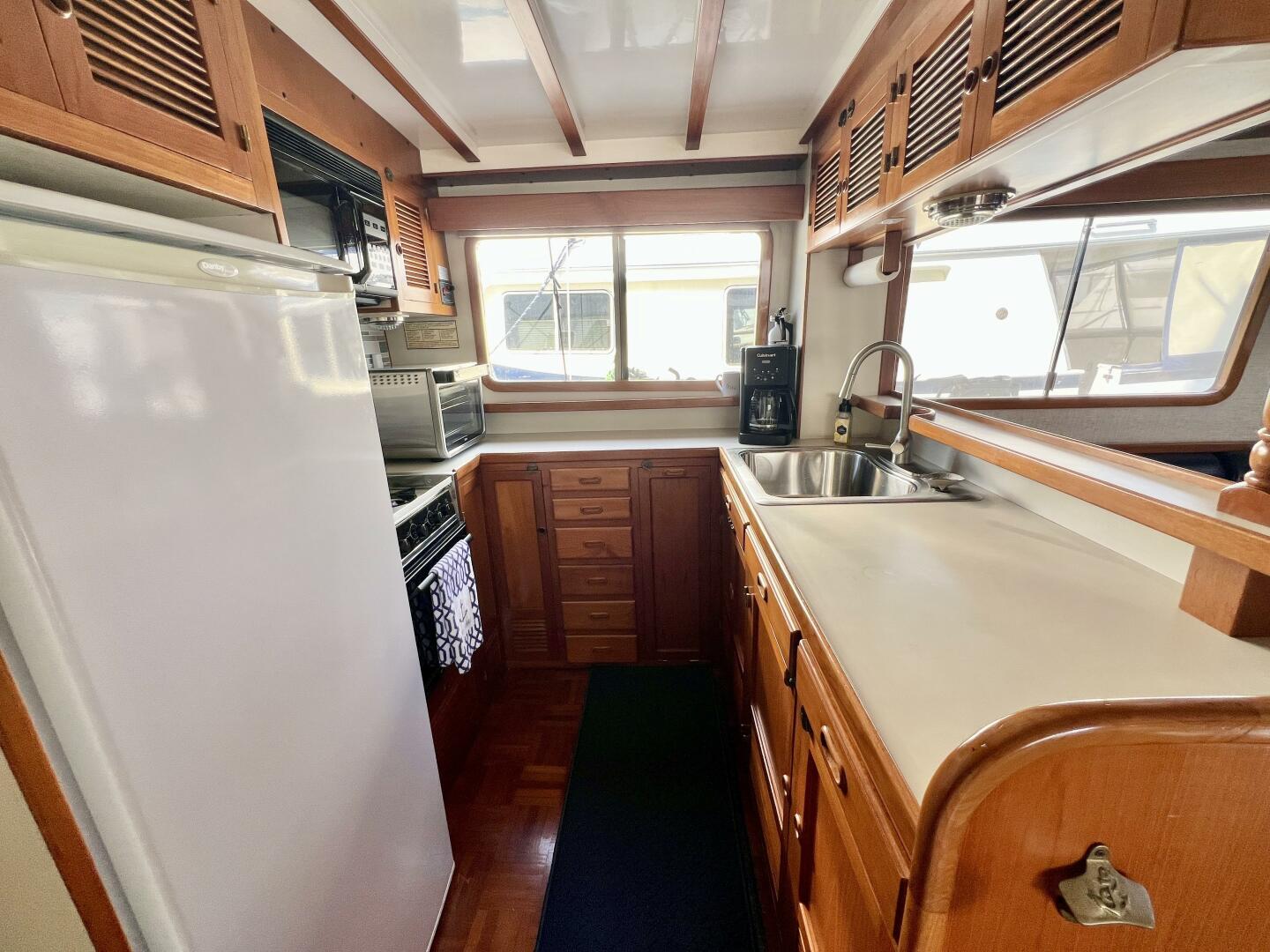 1996 Kadey-Krogen 48 Whaleback - Image 9
