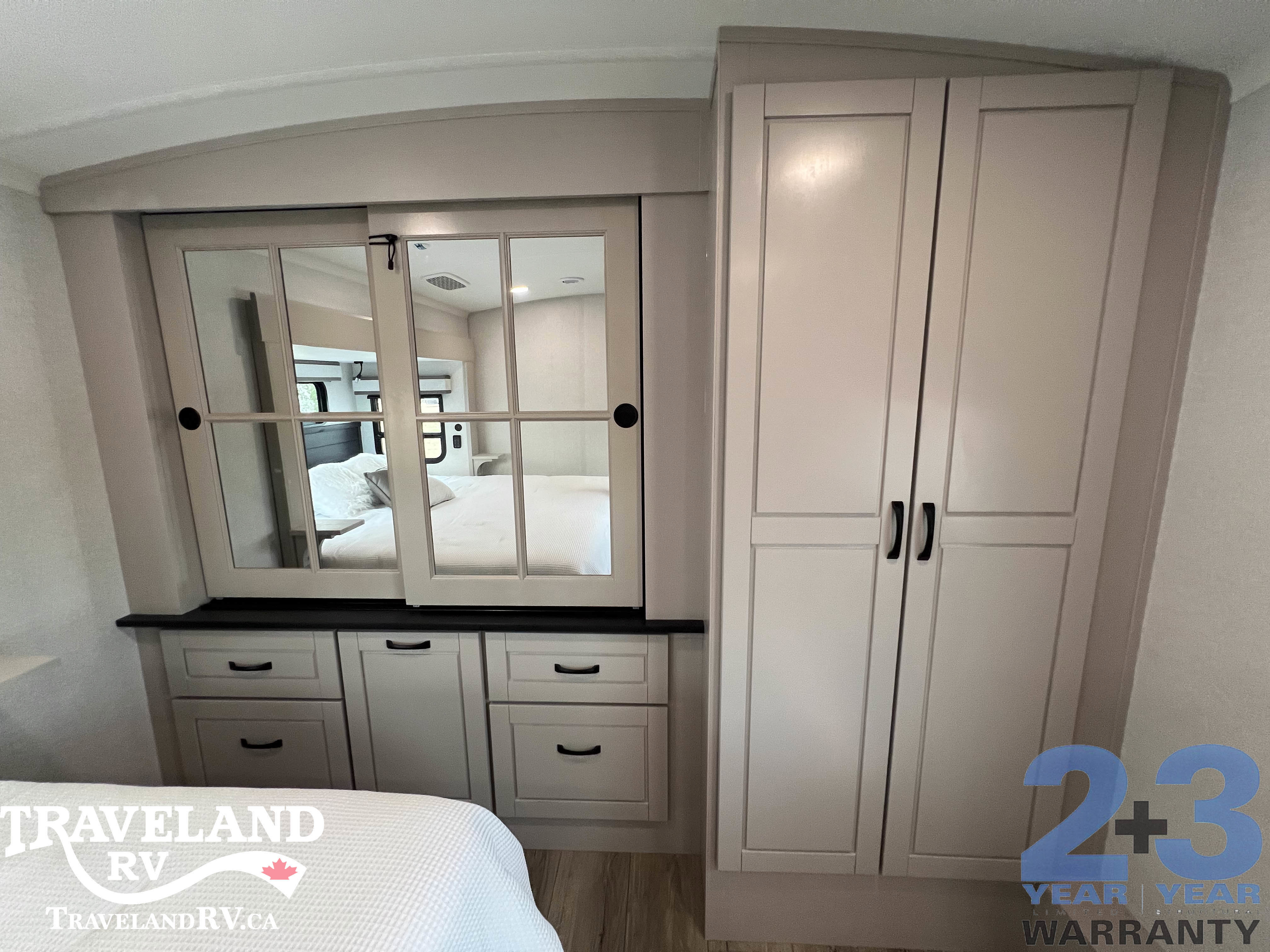 2026 Jayco North Point 377RLBH - Image 38