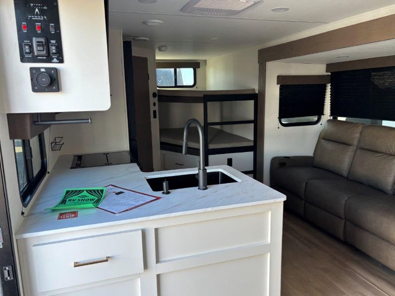 2026 Grand Design Transcend XPLOR 23BHX - Image 6