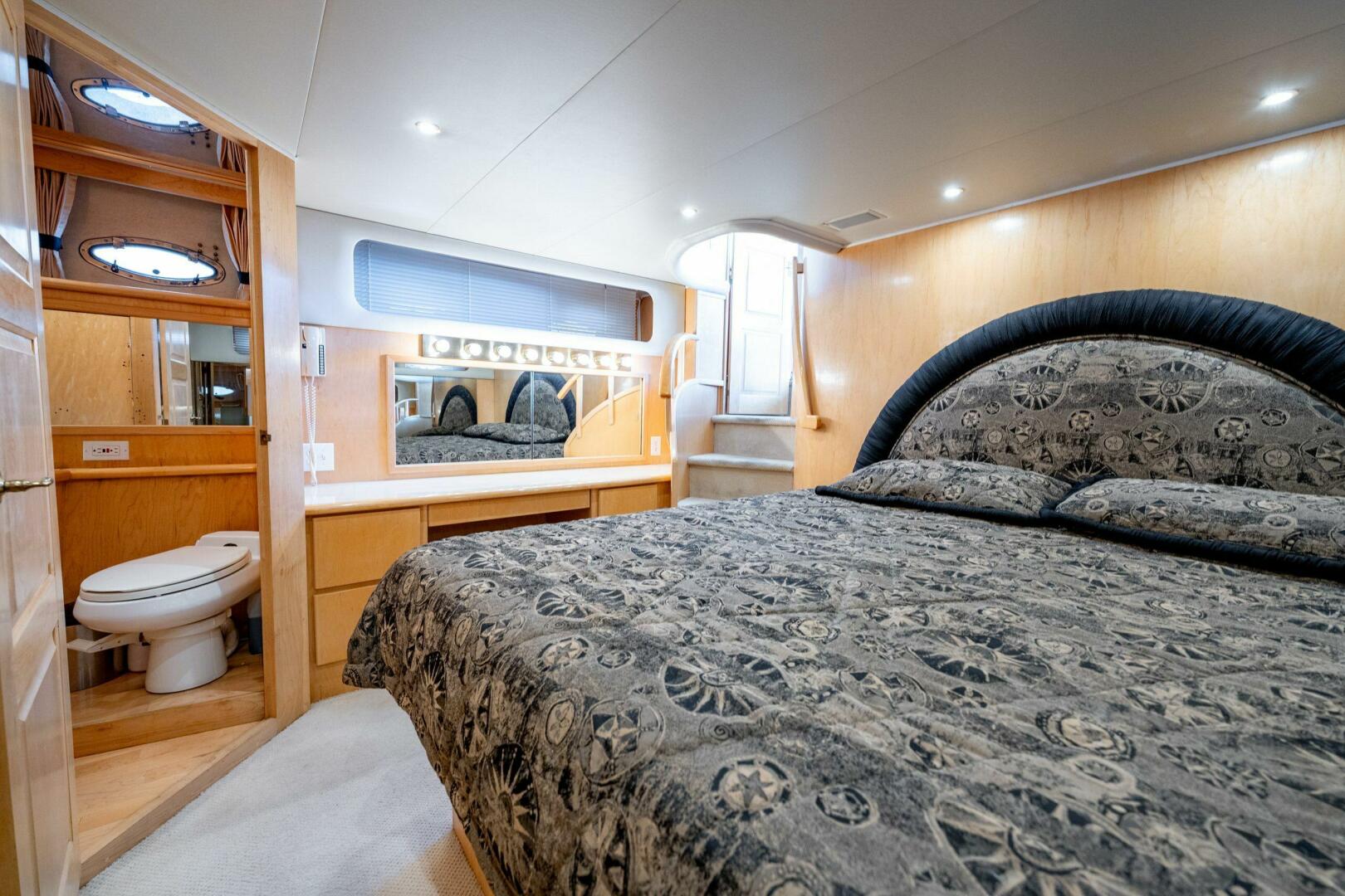 1997 Navigator Sundance 5600 - Image 99