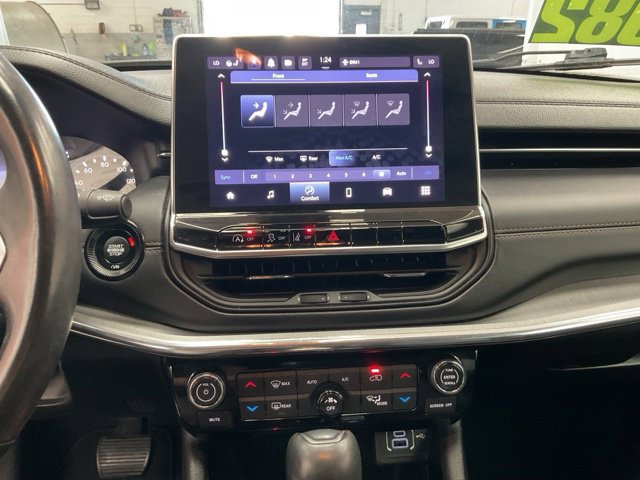 2022 Jeep Compass Utility 4D Limited 4WD - Image 17
