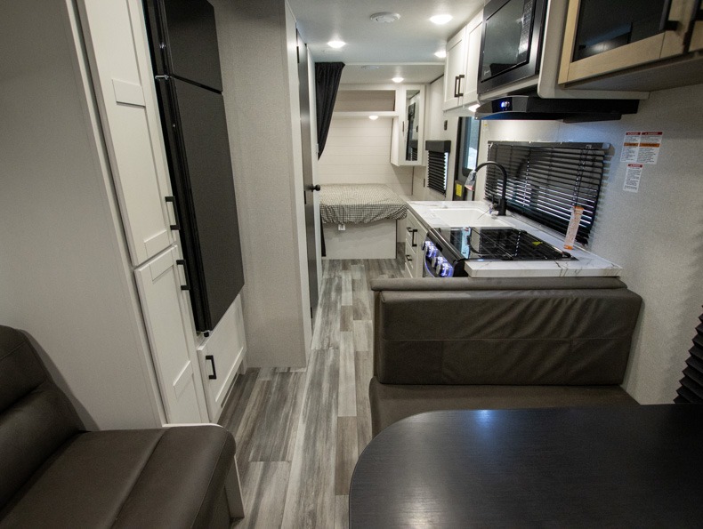 2026 Jayco Jay Flight SLX 210QB - Image 12